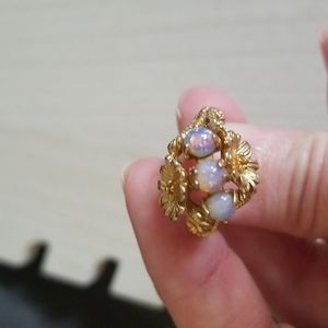 Opalescent Pink and Purple Stone Gold Flower Ring